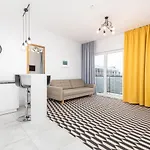 Prymasa Tysiaclecia 83a C - D By Homeprime Apartmán