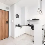 Apartmán Prymasa Tysiaclecia 83a C - D By Homeprime *