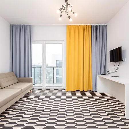 Prymasa Tysiaclecia 83a C - D By Homeprime Apartment