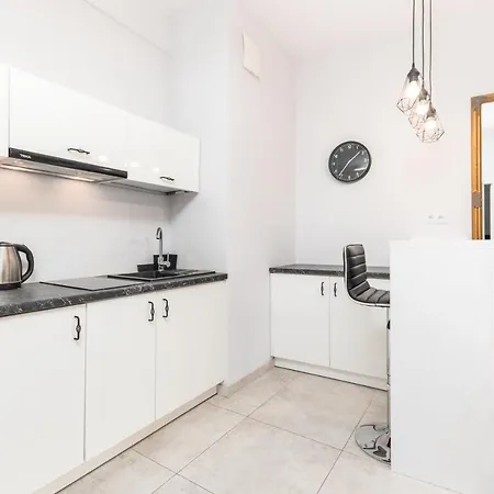 Prymasa Tysiaclecia 83a C - D By Homeprime * Warsaw