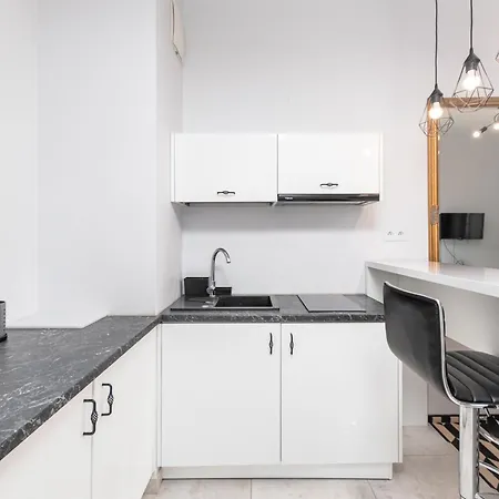 Prymasa Tysiaclecia 83a C - D By Homeprime * Warschau