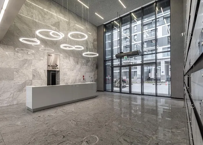 Prymasa Tysiaclecia 83a C - D By Homeprime Lejlighed *