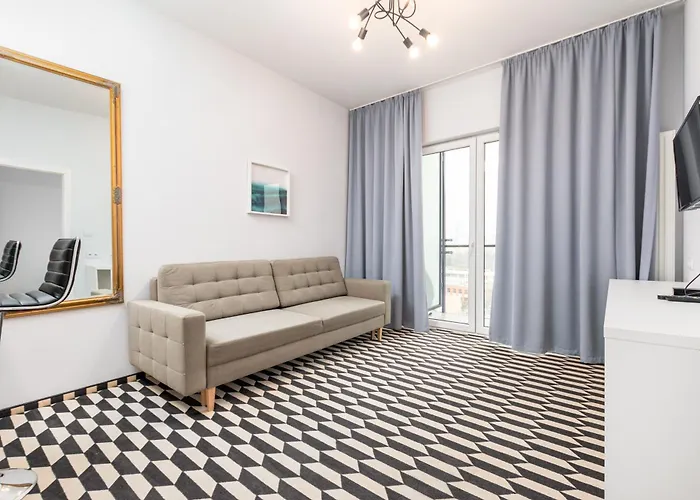 Prymasa Tysiaclecia 83a C - D By Homeprime *