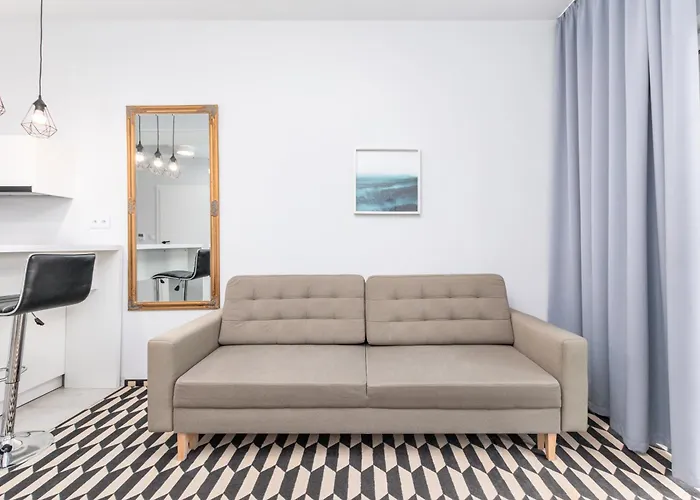 Prymasa Tysiaclecia 83a C - D By Homeprime *